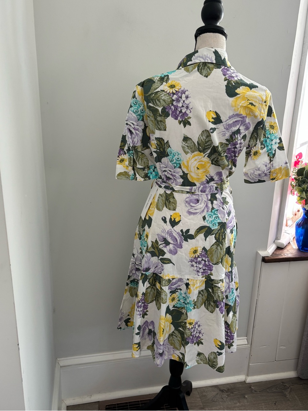 🐞Calvin Klein White Mini Dress with Purple, Yellow & Teal Floral Print - Picture 3 of 12